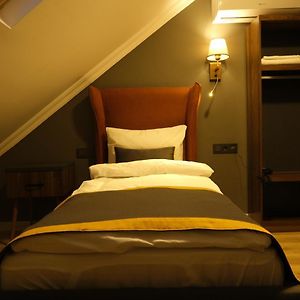 Small Single Room